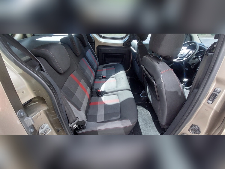 Dacia Dokker 1.5 dci 95cv foto 13